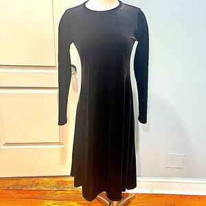 Go Couture Black Velvet Long Sleeves Crewneck Midi Dress Size Large
